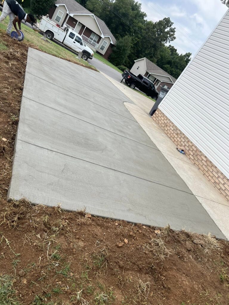 Concrete Parking Pad Borja Outdoor Concrete Services