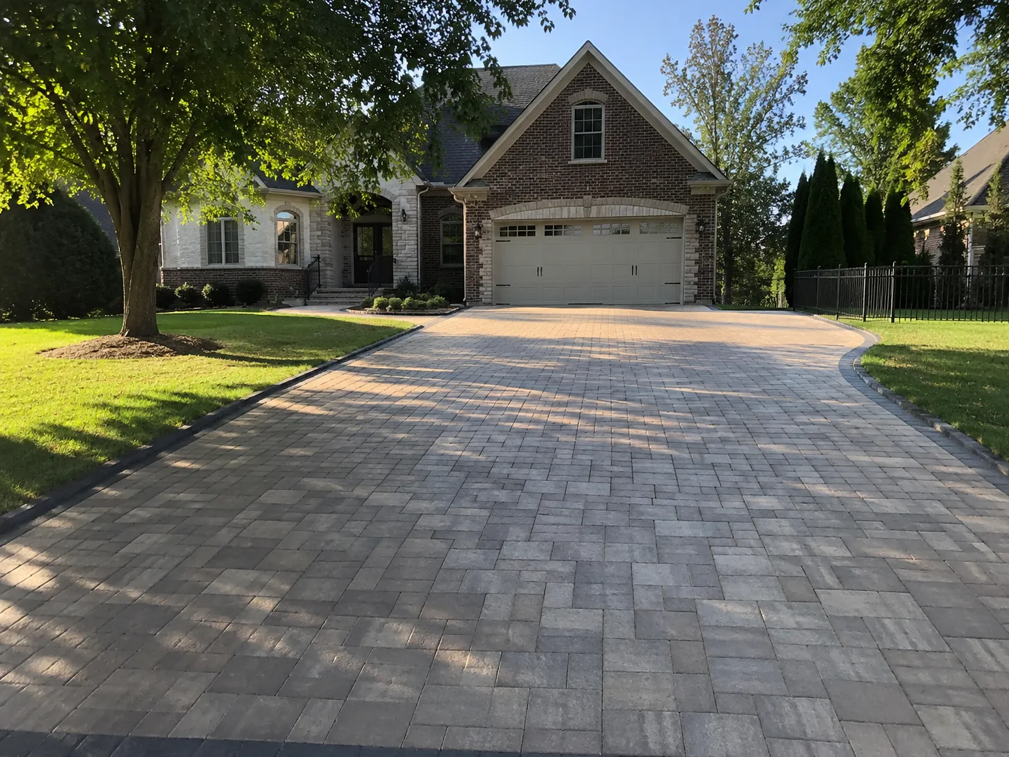 Nashville area hardscaping contractor building a stone feature near Belle Meade, TN